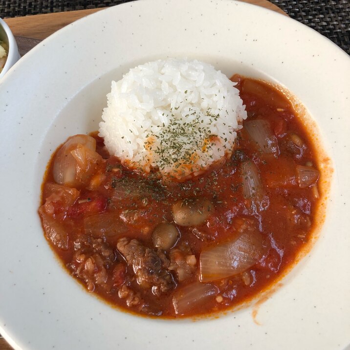 トマト缶でハッシュドビーフ